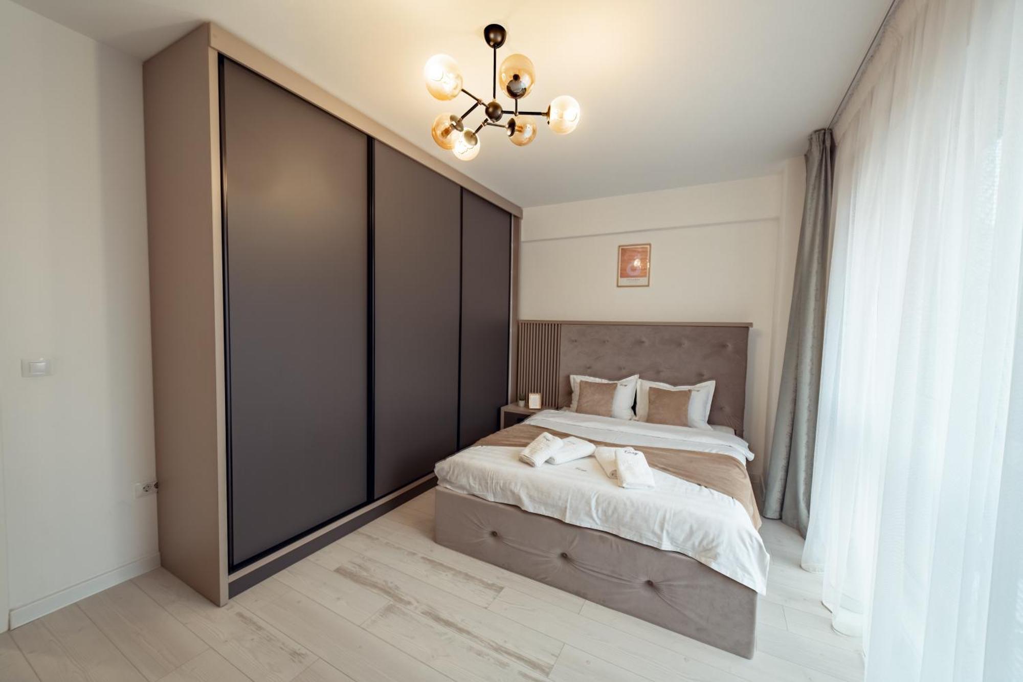 Cozy Aparthotel - Ultracentral Luxury Apartments Iasi Exterior foto